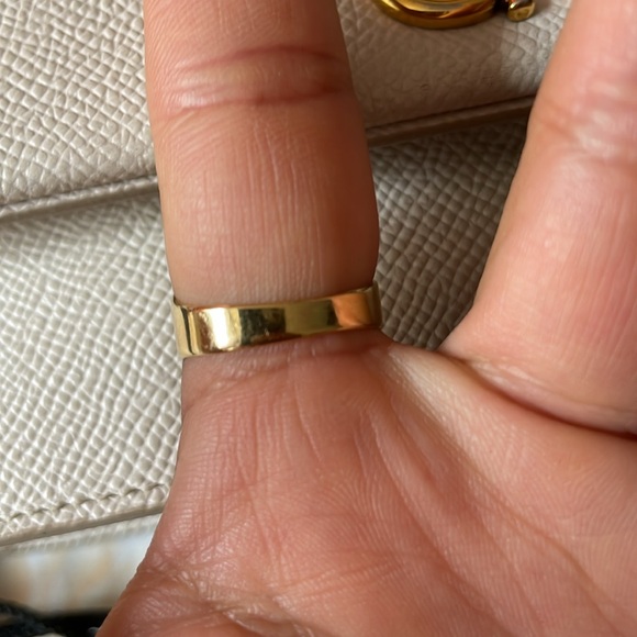 18k Ring size 8 - Picture 3 of 4